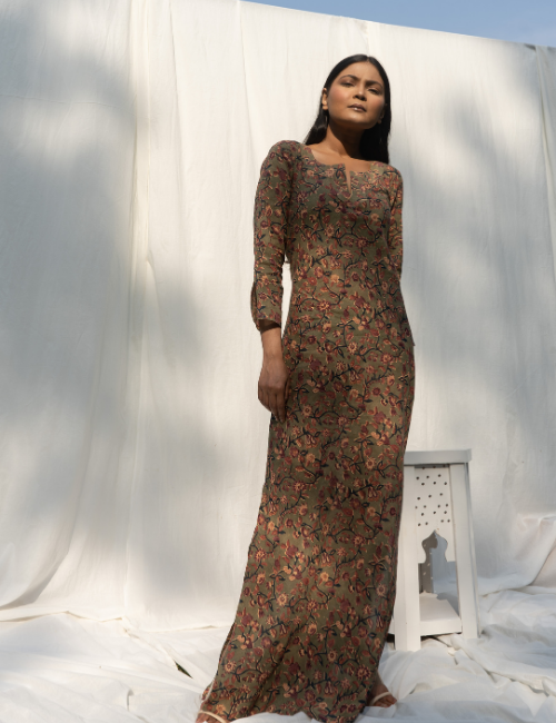 Sand Viscose Jacquard Embellished Straight Gown Design by Parshya at  Pernia's Pop Up Shop 2024
